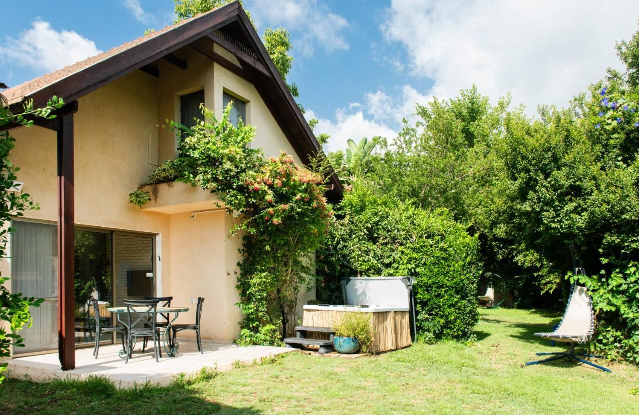 Vitrage Holiday Village&Spa Bet Hillel Exteriör bild